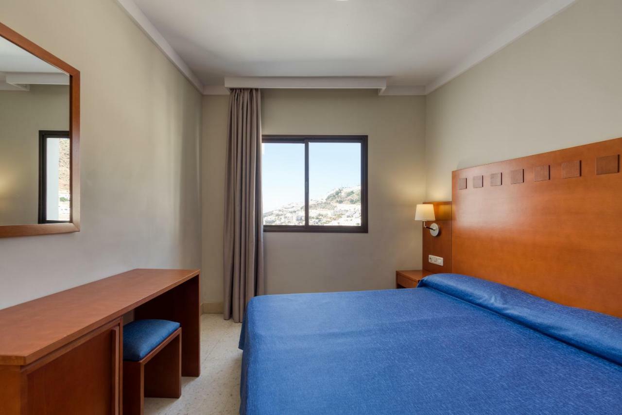 Tc Apartamentos Tamanaco Пуэрто Рико Экстерьер фото